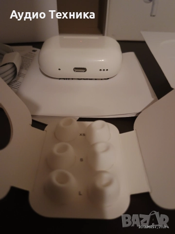 Чисто нови НЕУПОТРЕБЯВАНИ слушалки Apple AirPods Pro 2 generation, снимка 18 - Bluetooth слушалки - 52864410