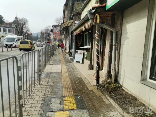 Магазин на много оживено място в центъра на  Княжево, снимка 9 - Магазини - 53610478