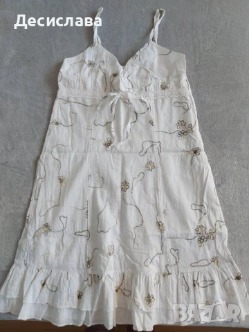 Лятна дамска рокля в бяло
