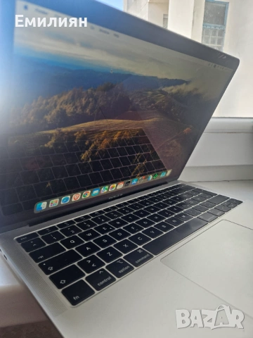 Macbook Air Retina в много добро състояние, снимка 2 - Лаптопи за дома - 53827088