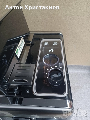 Продавам кафемашина Saeco Exprelia HD 8856, снимка 3 - Кафемашини - 52910742