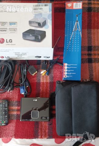 Проектор LG HW300G+стойка+екран, снимка 7 - Друга електроника - 45620672