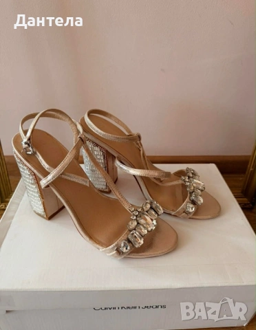 ASOS Луксозни дамски златисти сандали с камъни, снимка 3 - Сандали - 54216887