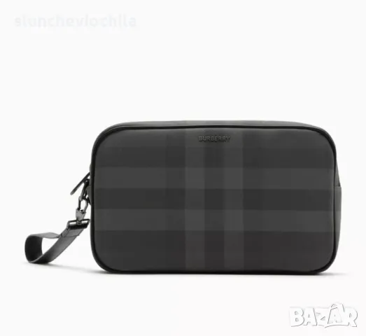 Чанта Burberry Muswell Check-print Zip Pouch in Faux Leather, снимка 1 - Чанти - 46907378