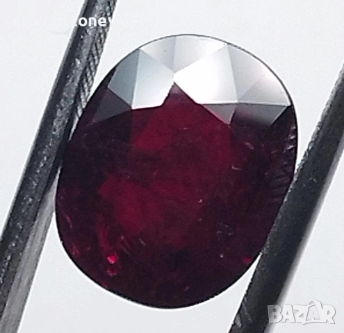 Класен тъмно червен естествен рубин с рядък 5.24кт.! Сертифициран! Нов!, снимка 12 - Други - 47476987