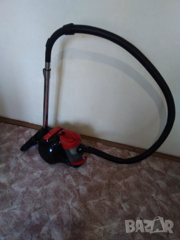 Продавам прахосмукачка