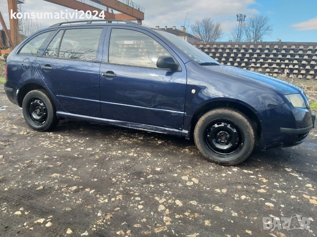 Шкода Фабия 1.4 бензин 12/2004 год Климатик - 1499€ Тел 0897440948, снимка 3 - Автомобили и джипове - 53392829