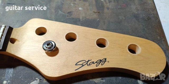 Гриф за бас китара, снимка 1