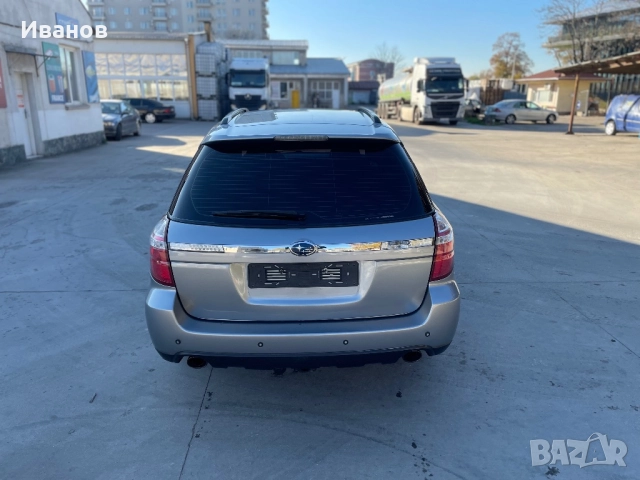 Субару Аутбак 2.5 Автоматик, снимка 6 - Автомобили и джипове - 52426408