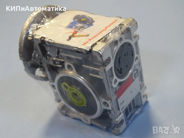 Червячен редуктор CHIARAVALLI CHM-30U worm reducer size-30 ratio-60, снимка 4 - Резервни части за машини - 53166135