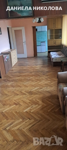 Продавам етаж с гараж и таван, снимка 6 - Етаж от къща - 52298685