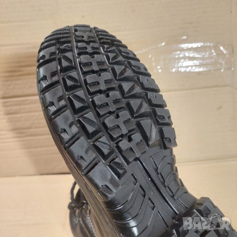 Работни предпазни обувки Engelbert Strauss S3 с бомбе номер 41, снимка 3 - Други - 52436717