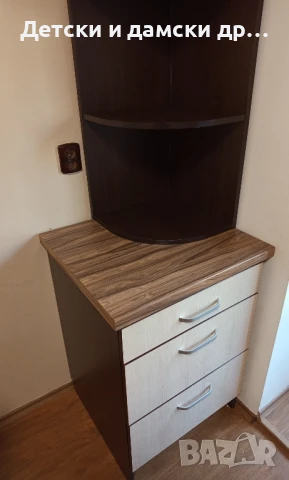 Шкаф с три чекмеджета и надстройка , снимка 2 - Шкафове - 50787962