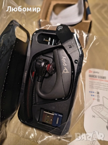 Poly Voyager 5200 USB-A Bluetooth слушалка+BT700 донгъл , снимка 3 - Слушалки, hands-free - 52463384