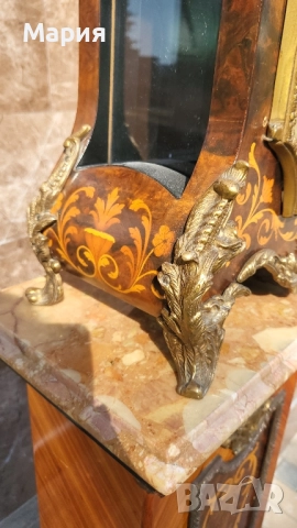 Часовник с постамент 025, снимка 4 - Антикварни и старинни предмети - 51455948