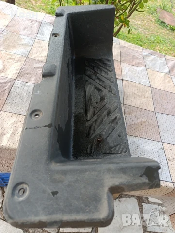 Лява пластмасова степенка за Форд Транзит 2002г., снимка 7 - Части - 51047157