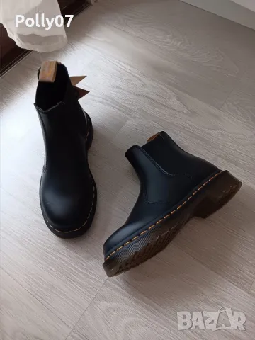 Дамски Боти Dr. Martens, снимка 1 - Дамски боти - 48135970