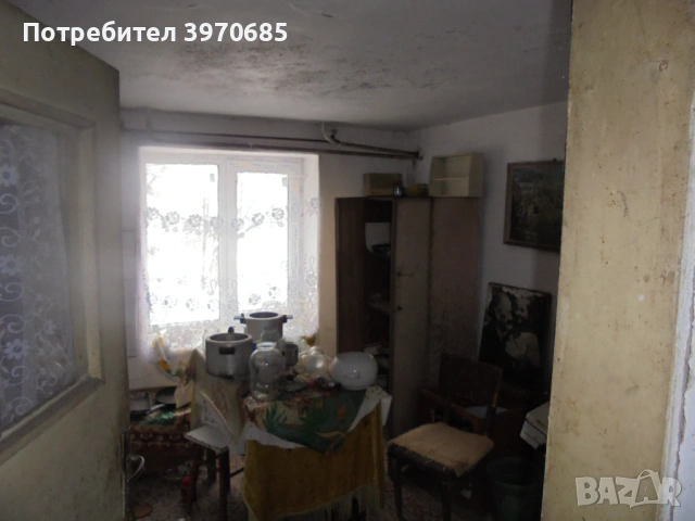 ПРОДАВА къща в град Лозница, снимка 15 - Къщи - 53096155