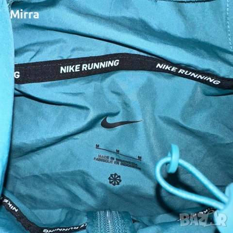 Nike Running Windbreaker , снимка 2 - Спортни дрехи, екипи - 52596644