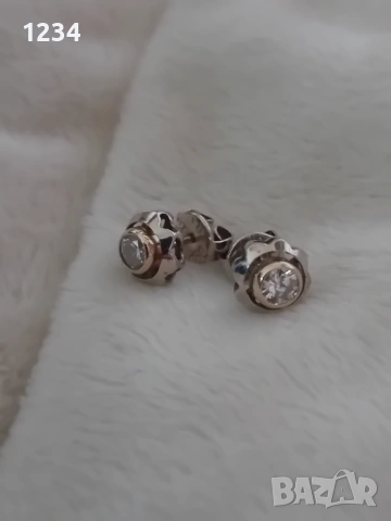 Старинни златни обеци цветя с диаманти 0,64 к. ръчно изработени, снимка 5 - Обеци - 54015261