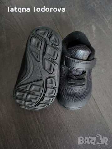 Бебешки оригинални маратонки , снимка 2 - Бебешки обувки - 44949435