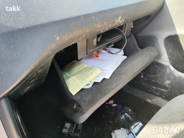 Passat B7 na chasti / Пасат Б7 на части - 1.6 тди 77кв 105кс., снимка 6 - Части - 53990116