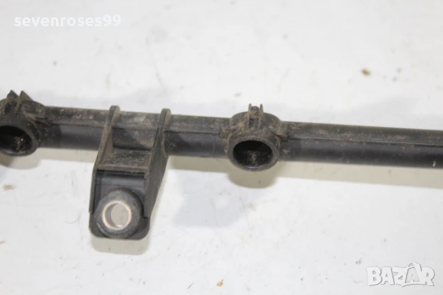 Горивна рейка Рено Меган Сценик 1998 1.6i Renault Megane Scenic  7700864726, снимка 3 - Части - 50846857