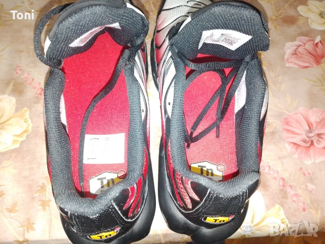 обувки Nike air max airmax plus black red 44 us10 uk9 28см-чисто нови!!!, снимка 7 - Маратонки - 53598377