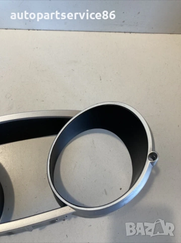 Обиколка/рамка на скоростомер за десен волан за Peugeot 4007 2.2 HDI (2009), снимка 2 - Части - 53677338