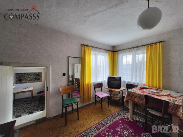 Къща с двор, с. Преселенци, Общ. Ген. Тошево - 50000евро!, снимка 7 - Къщи - 53175423