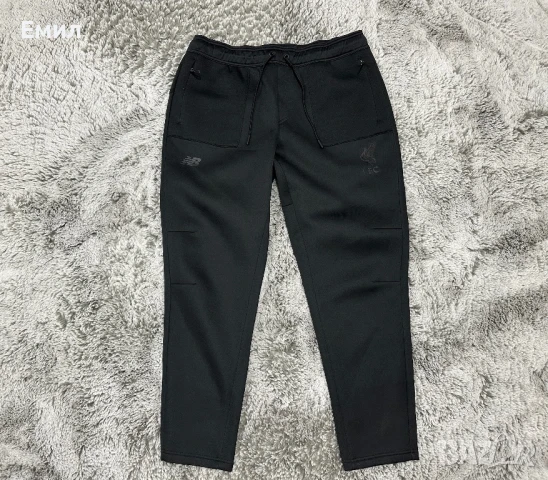 Оригинално долнище Liverpool FC x New Balance, Размер XL, снимка 1