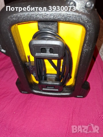 ново радио DEWALT , снимка 3 - Други инструменти - 53964660
