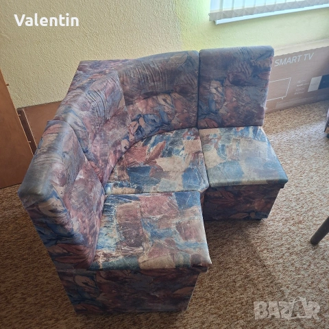 Ъглово канапе - кухненско.