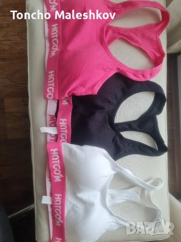 Продавам бюстиета 3 бройки р-р М