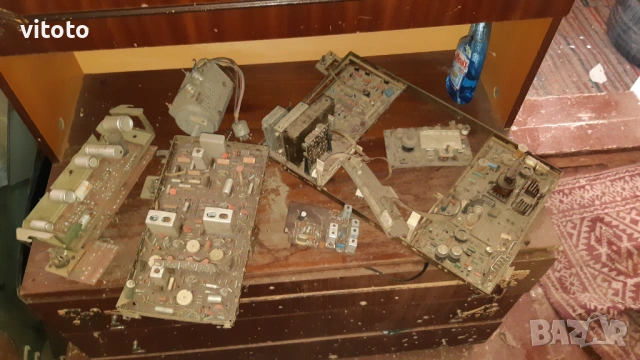 Стара електроника, снимка 5 - Антикварни и старинни предмети - 53444375