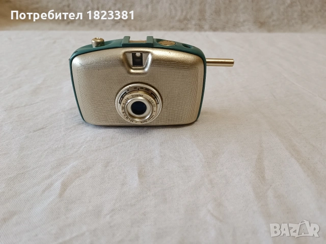 Немски винтидж фотоапарат Penti , снимка 2 - Антикварни и старинни предмети - 53510434