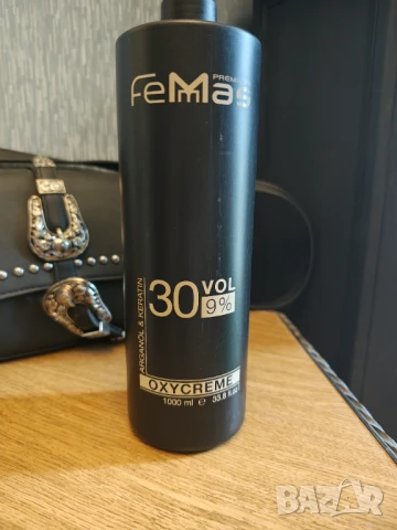  Medavita лот маски и спрейове плюс бой за коса  Спирала за вежди и сенки .За червено и златокоси  , снимка 11 - Продукти за коса - 50520112