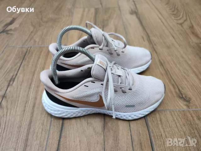 Маратонки Nike Revolution, снимка 1 - Маратонки - 48165723