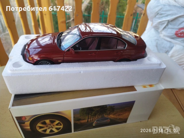 1:18 Метален модел на  BMW 3er 328i Limousine E46 - UT / Minichamps, снимка 3 - Колекции - 53142334