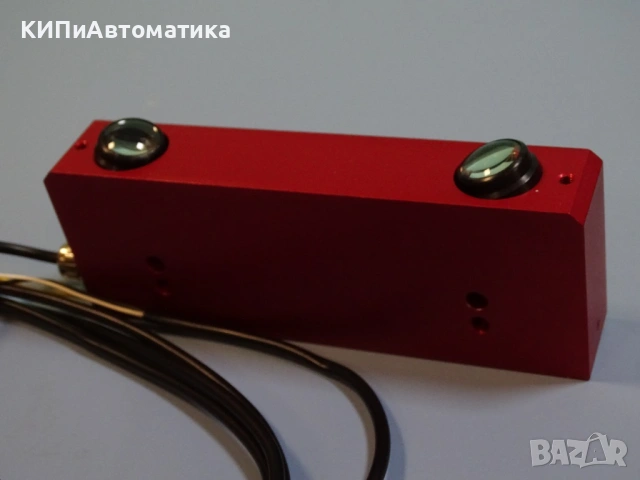 сензор фотоелектрически Leuze RK 712/2 photoelectric sensor 24V, снимка 3 - Резервни части за машини - 54218235