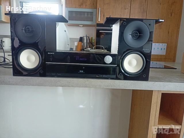 SONY hcd -HX80R, снимка 9 - Радиокасетофони, транзистори - 54190250