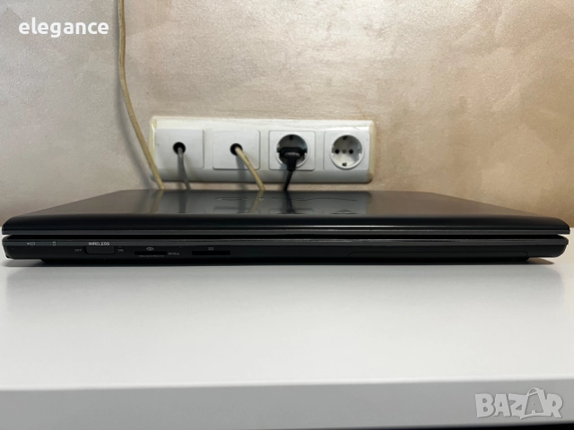 Лаптоп Sony Vaio VPCF12S1E 16.4 i7 , 6GB Ram , 512GB SSD , Full HD, снимка 2 - Лаптопи за работа - 51978642