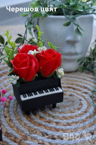 Декорация пиано със сапунени цветя, букет, рози, снимка 7 - Стайни растения - 45256196