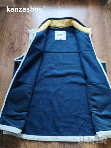 TOMMY JEANS MIX MEDIA RETRO VEST MEN - мъжки поларен елек Л, снимка 11 - Други - 53596540