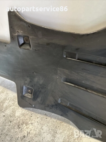 Защитен капак под купето за Volkswagen Touareg 3.0 Tdi (2009) 7L8825231A, снимка 2 - Части - 54198029