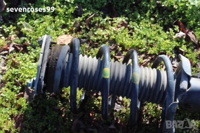 Макферсон преден ляв десен Мазда 3 2008 2.3i 158hp Mazda 3 седан, снимка 5 - Части - 53134196