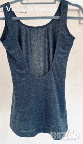 Спортен потник NIKE с открит гръб оригинал, снимка 5 - Потници - 51044855