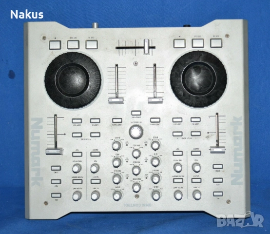 Numark Omni DJ Professional Controler