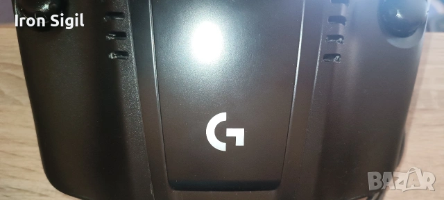 Logitech G923 Волан с Подобрени Педали, снимка 4 - Джойстици и геймпадове - 53809125