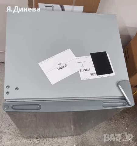 Хладилник Klarstein 91L с транспортен дефект , снимка 4 - Хладилници - 50507843